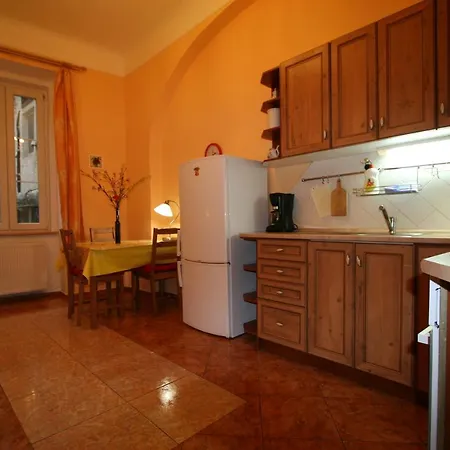 No. 2 Trziste 29 Apartment *